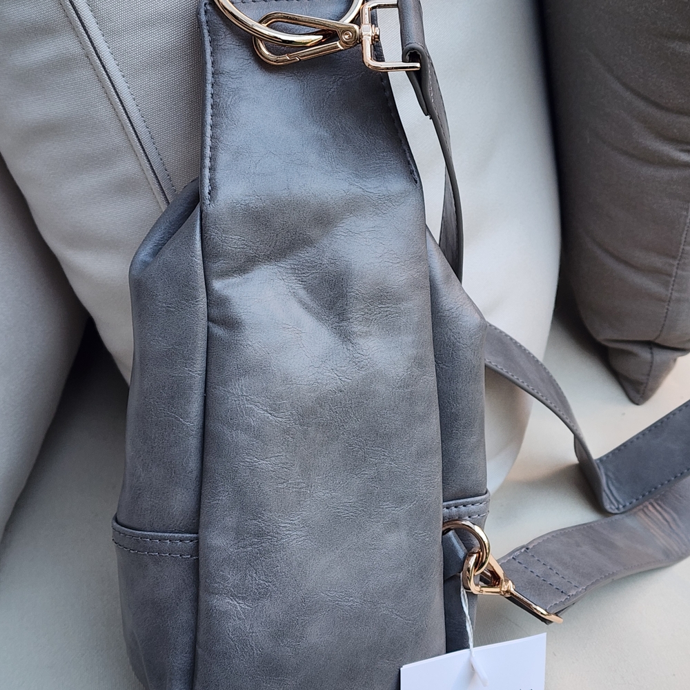 Pretty Simple Women's Waverly Gray Woven Vegan Leather Sling Crossbody Bag - Picture 7 of 8